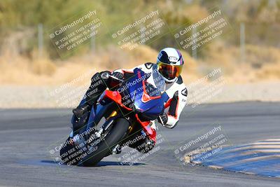 media/Jan-08-2022-SoCal Trackdays (Sat) [[1ec2777125]]/Turn 2 (150pm)/